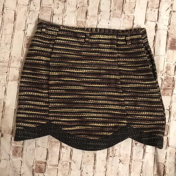 I love Ronson skirt. 🔴 - Picture 3 of 3